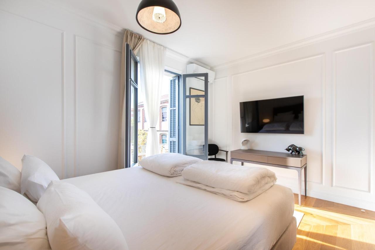 Majestic 4Br/4Bath Apartment In Sagrada Familia Area Barcelona Exterior foto