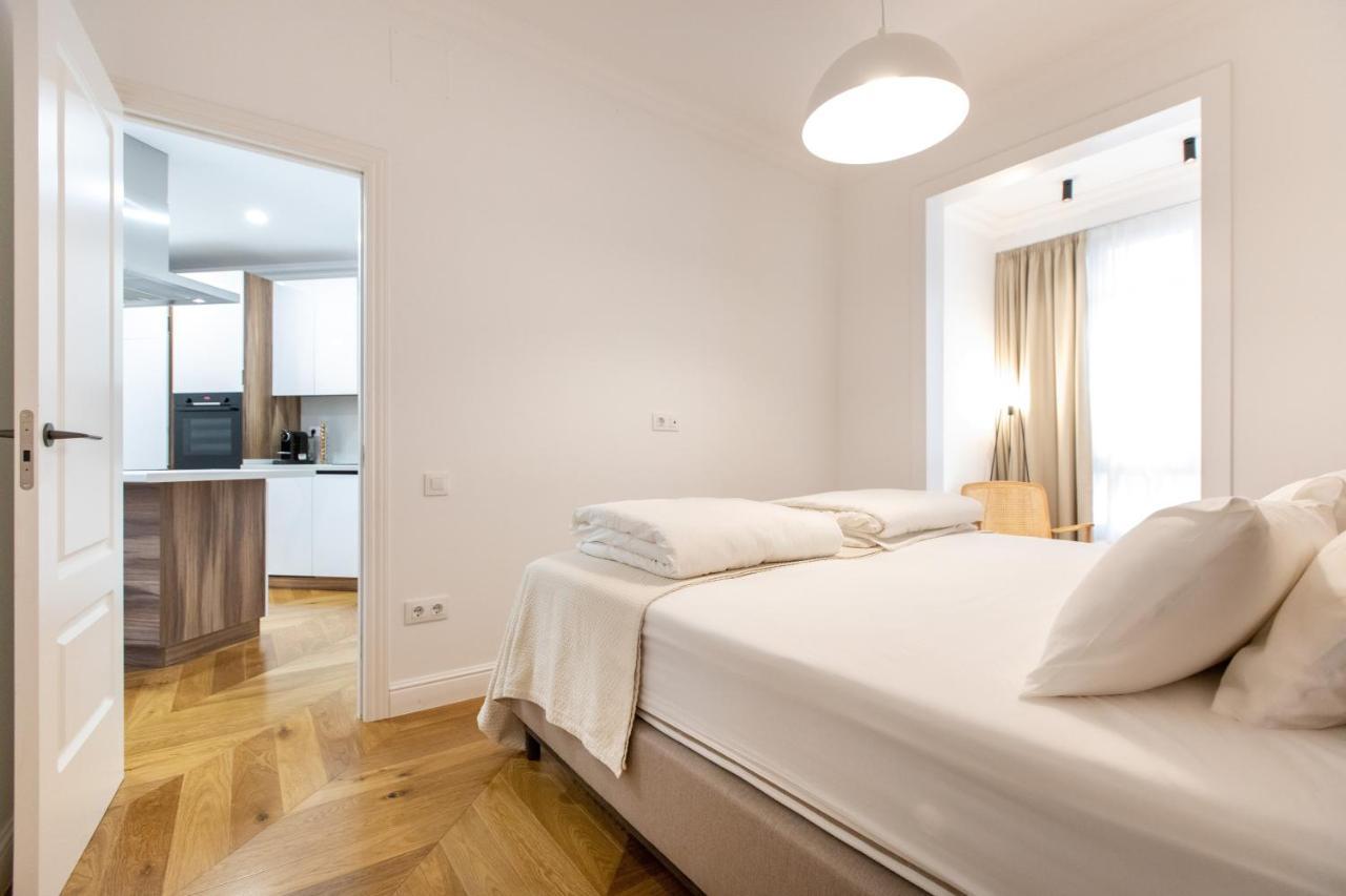Majestic 4Br/4Bath Apartment In Sagrada Familia Area Barcelona Exterior foto